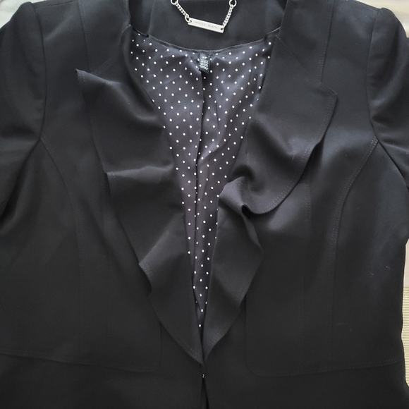 White House Black Market Petite Women's Size 8 Black Solid Ruffle Blazer Jacket - Picture 3 of 10